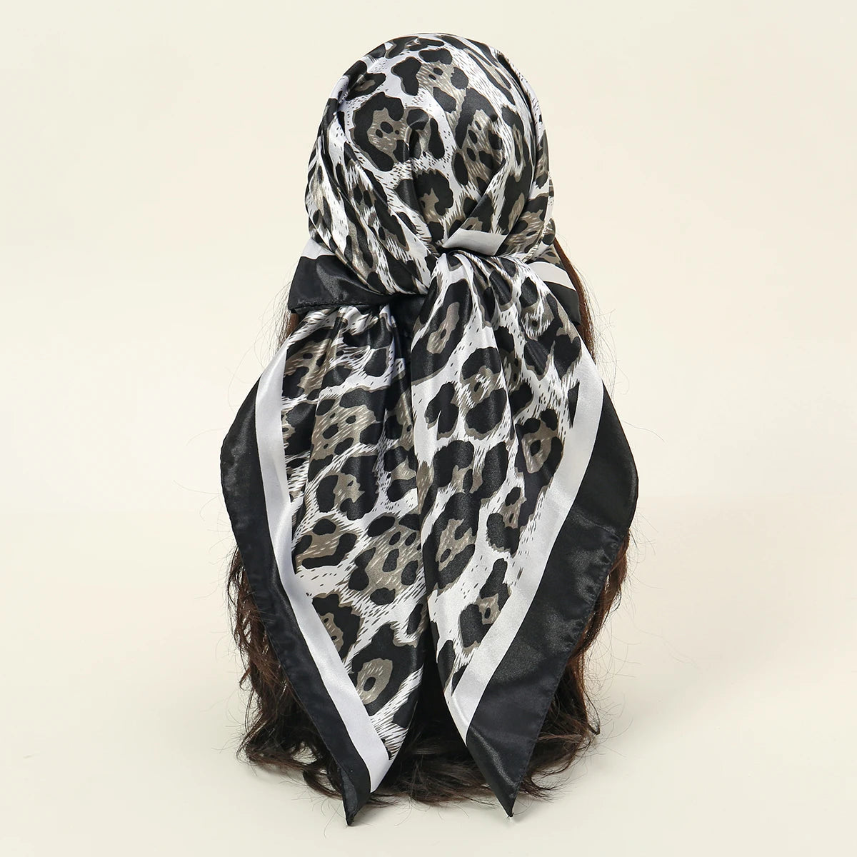 90*90cm Satin Square Scarf Women Leopard Print Shawl Hair Wrap Silk Feeling Satin Neckerchief Hair Band Classics Leopard Bandana