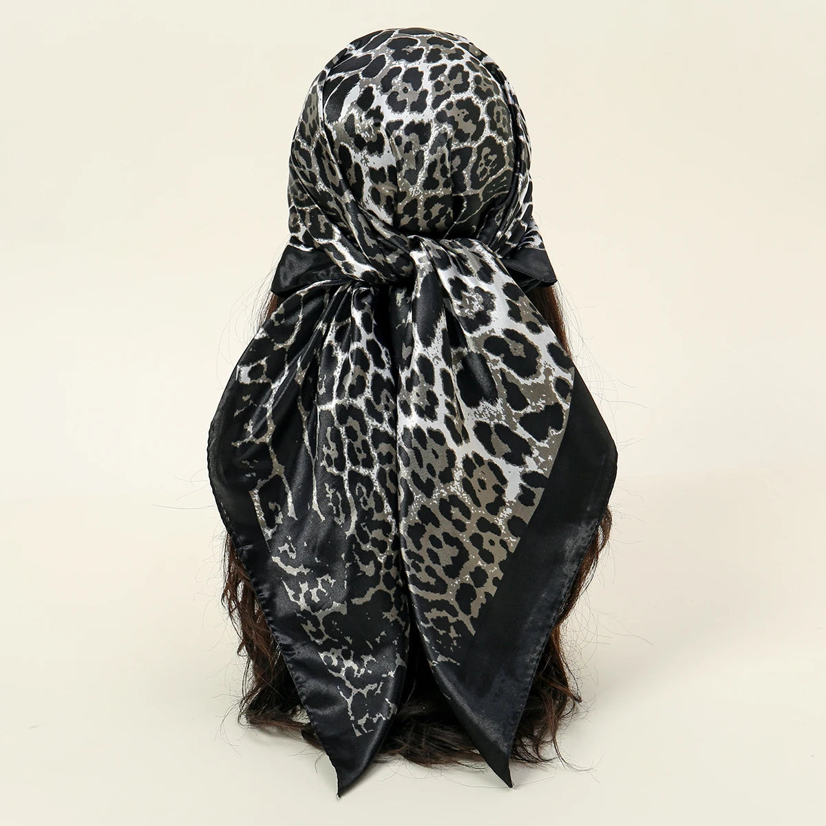 90*90cm Satin Square Scarf Women Leopard Print Shawl Hair Wrap Silk Feeling Satin Neckerchief Hair Band Classics Leopard Bandana