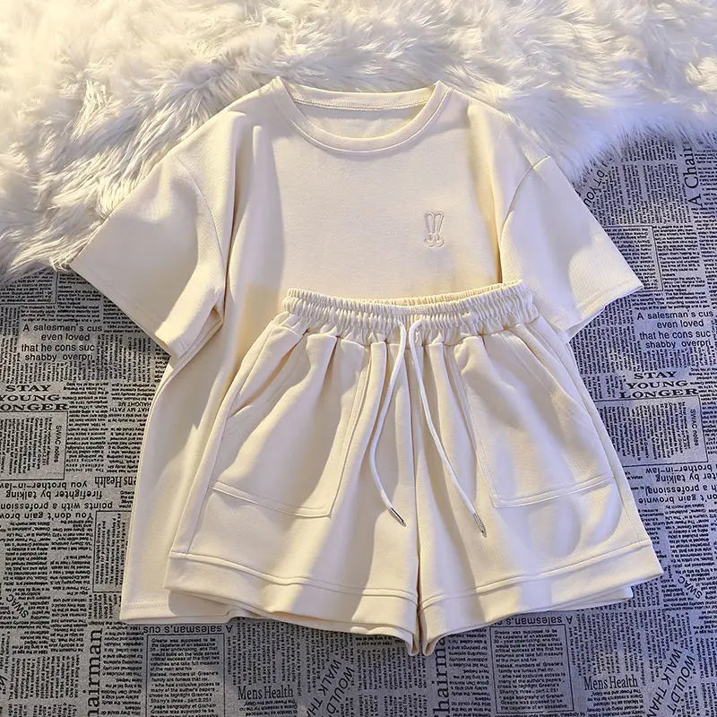 Women Short Sleeve Shorts Sports Casual Suit Loose O Neck Printed Short-Sleeved T Shirt Top+Lace-Up Wide-Leg Shorts 2 Piece Set