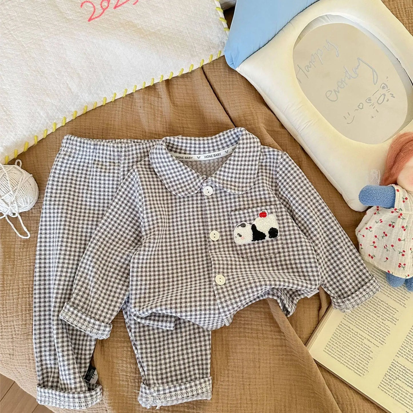 Children's Pajamas Autumn Boys' and Girls' Woolen Pajama Set, Children's Baby Home Clothes Two Piece Set