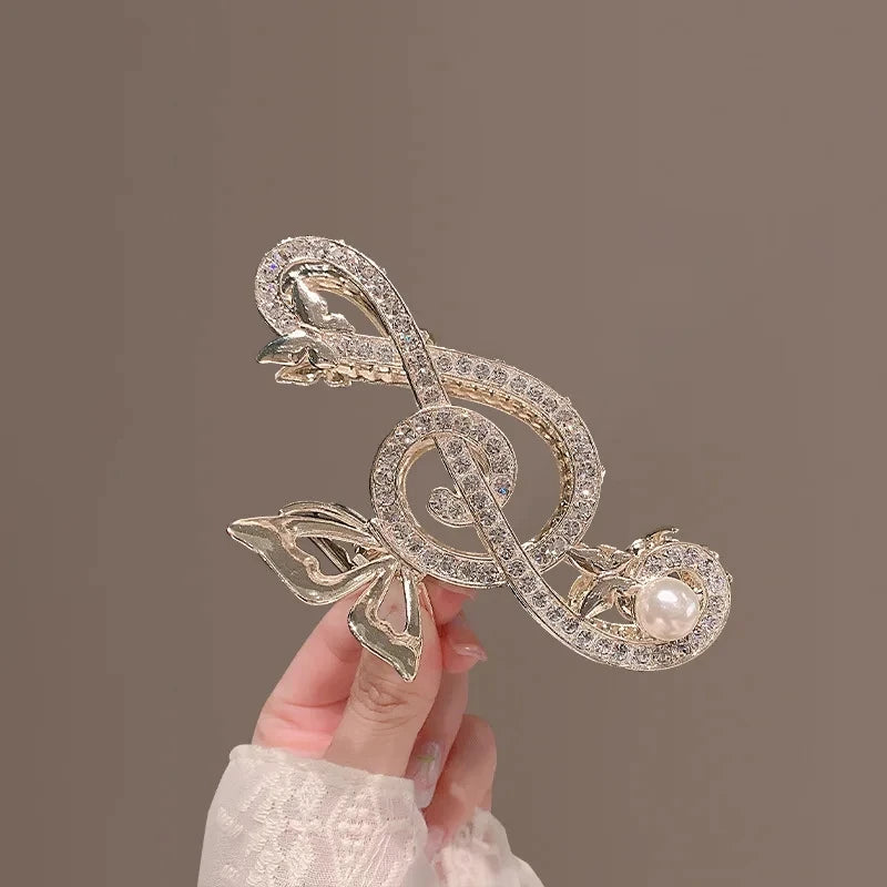 Vintage Elegant Rhinestone Pearl Note Hair Clip Luxury Clef Shape Shark Clip Women Metal Ponytail Hair Accessory Tiara New