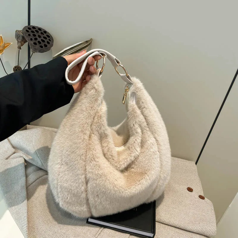 Winter Cotton Fabric Zipper Soft Shoulder Bags Large Capacity Versatile Handbags 2025 High Quality Furry Sweet Women's Bags