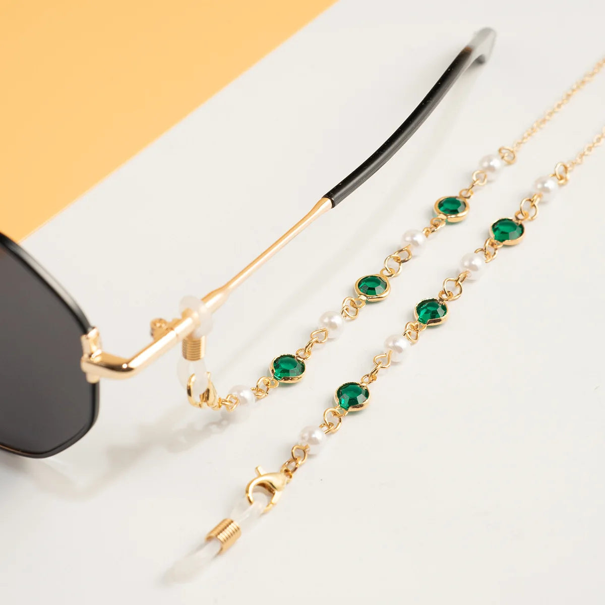 Colorful Rhinestone Glasses Chain Acrylic Sunglasses Neck Rope Women Metal Reading Glasses Accessory