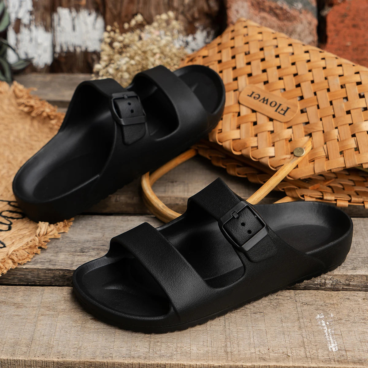 Women summer anti-slip, breathable, toe-exposed soft pillow slippers, comfortable outside slippers with adjustable buckles