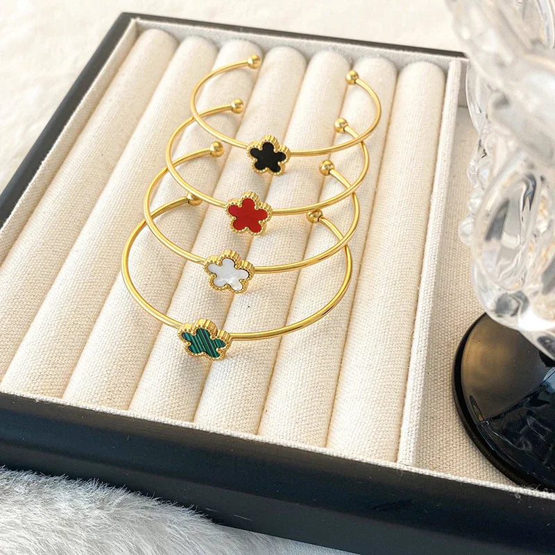 New Stainless Steel Five Leaf Flower Cuff Bracelet for Woman Fashion Gold Plated No Fade Bangle Party Jewelry Accessories Clover