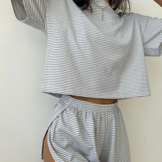 2026Autumn Knitted Striped Pajamas Loose Short-Sleeve Shorts Set Fashionable Home Wear for Women