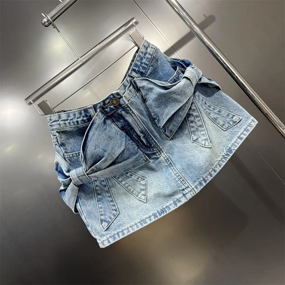 design bow denim short skirt, fashionable and spicy girl, anti slip half skirt, high waist A-line wrapped hip skirt