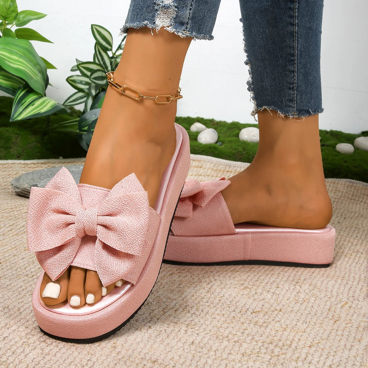 Summer New Round Head Thick Bottom Comfortable Casual Slippers Fashionable Elegant Lightweight Outerwear Slippers for Women
