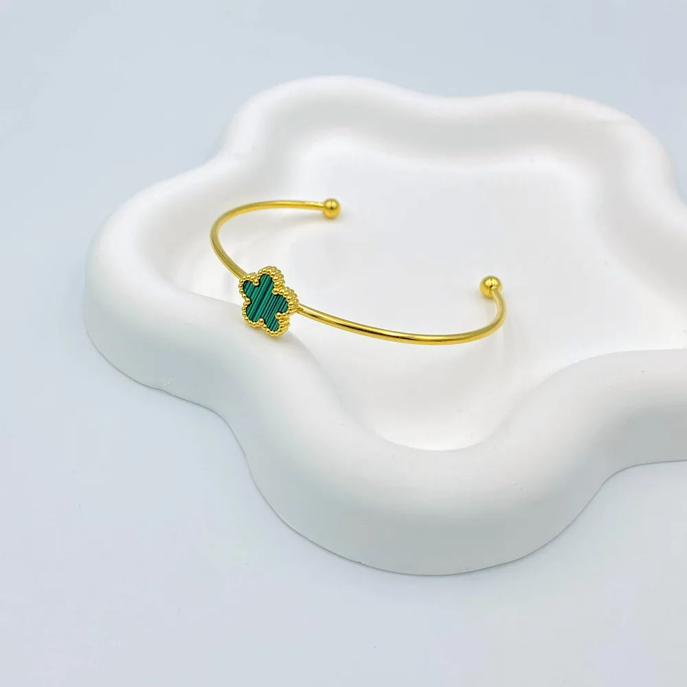 New Stainless Steel Five Leaf Flower Cuff Bracelet for Woman Fashion Gold Plated No Fade Bangle Party Jewelry Accessories Clover
