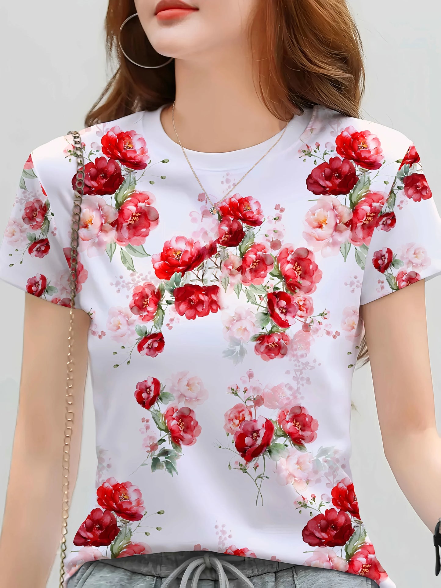 Women's Tee - Red & Pink Floral Pattern Graphic, Elegant Watercolor Garden Design for Casual Daily Wear