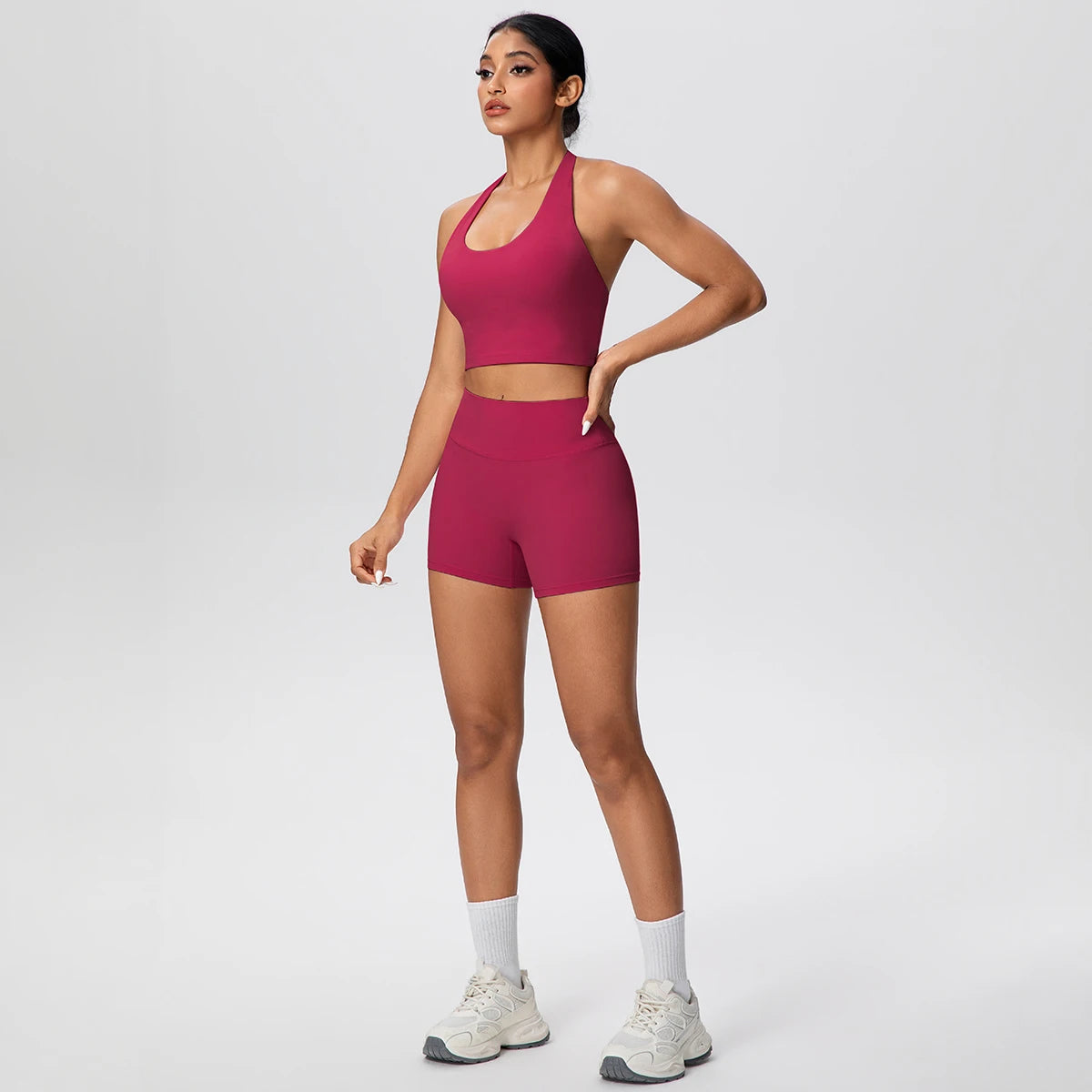 Woman Gym Yoga Set High Waisted Lifting Buttocks Sports Yoga Shorts Breathable Sexy Beautiful Back Halter Bra Chest Pad Yoga Set