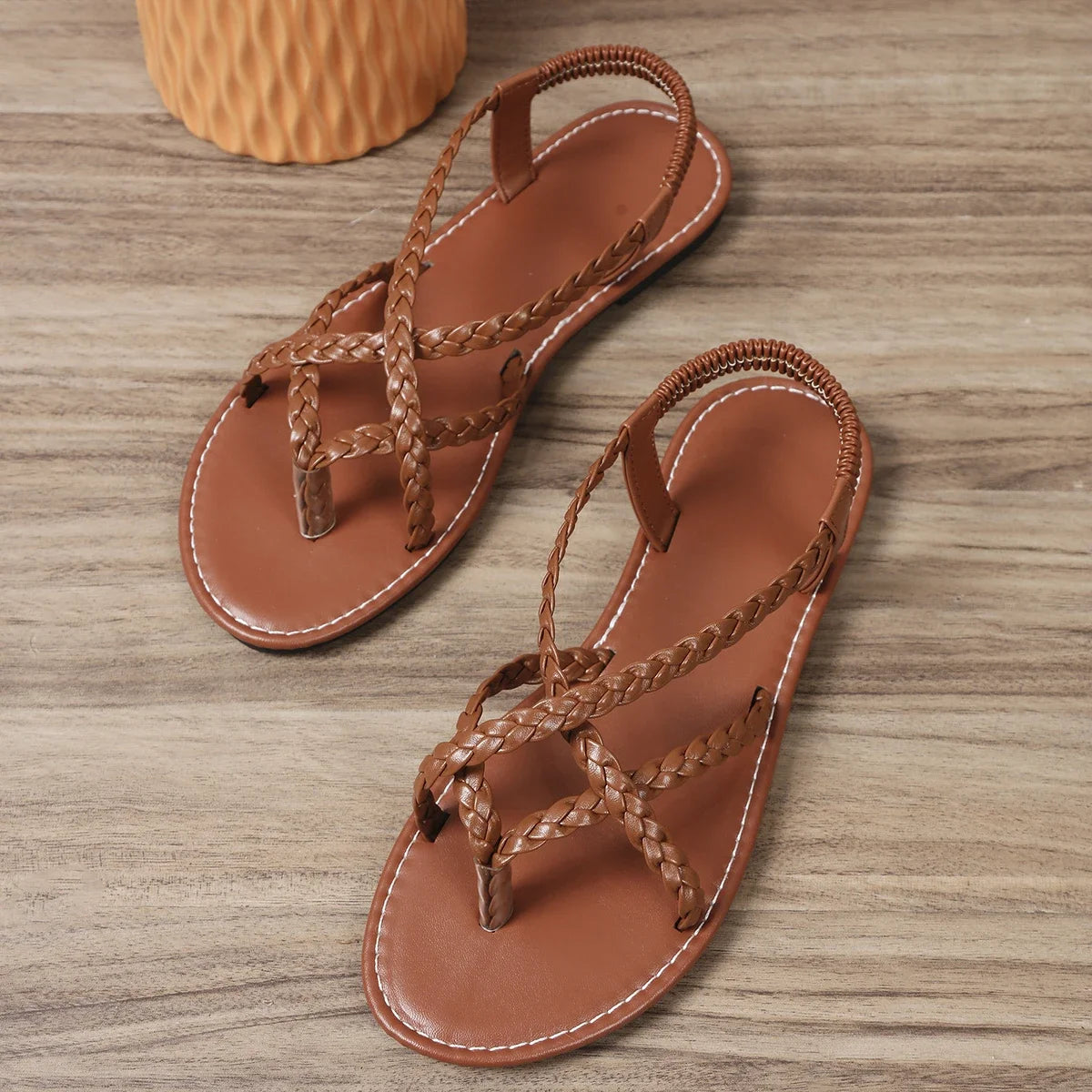 Women Beach Woven Hollow Sandals Women Flats Casual Clip Toe Sandals Summer 2024 New Fashion Walking Zapatos Dress Femme Slides