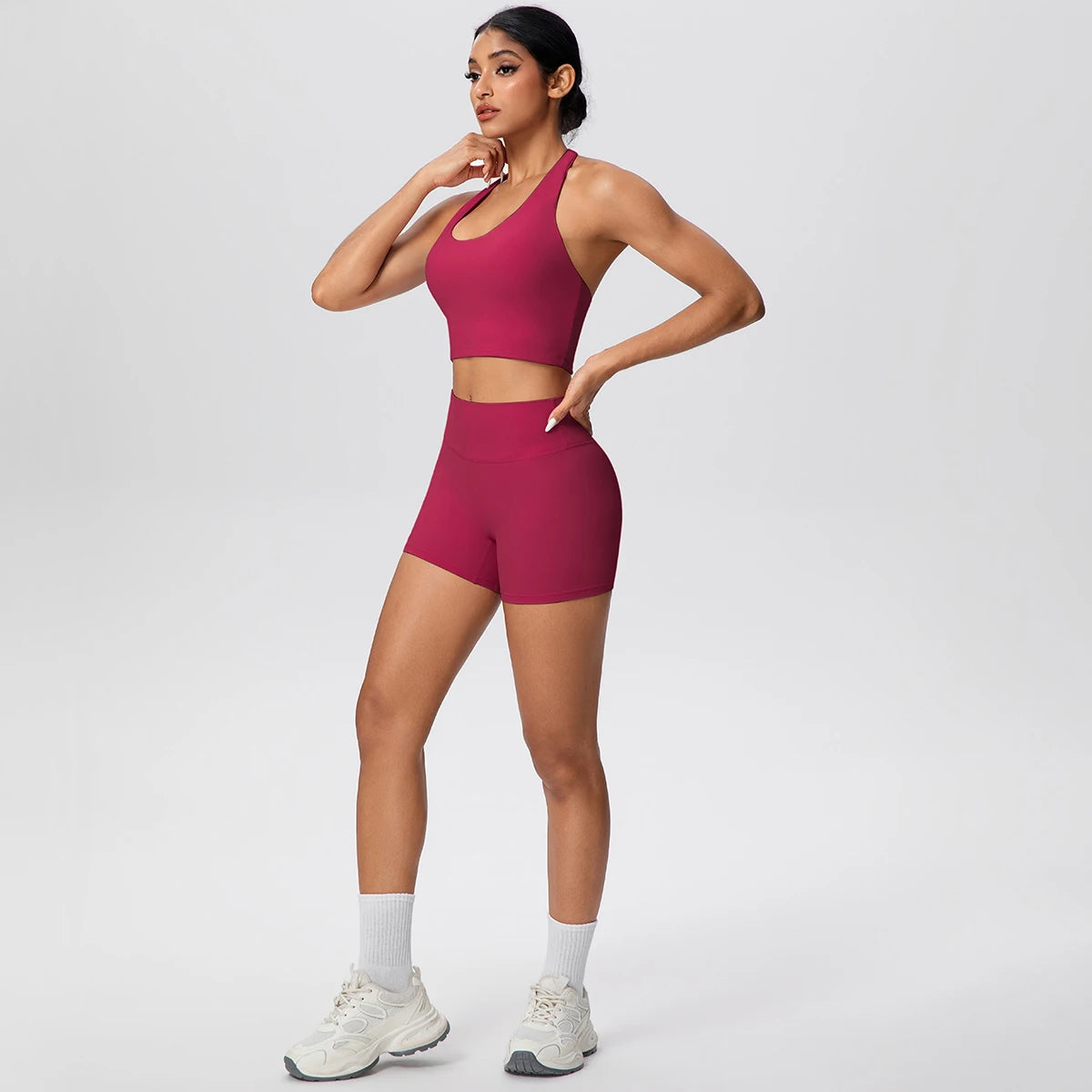 Woman Gym Yoga Set High Waisted Lifting Buttocks Sports Yoga Shorts Breathable Sexy Beautiful Back Halter Bra Chest Pad Yoga Set