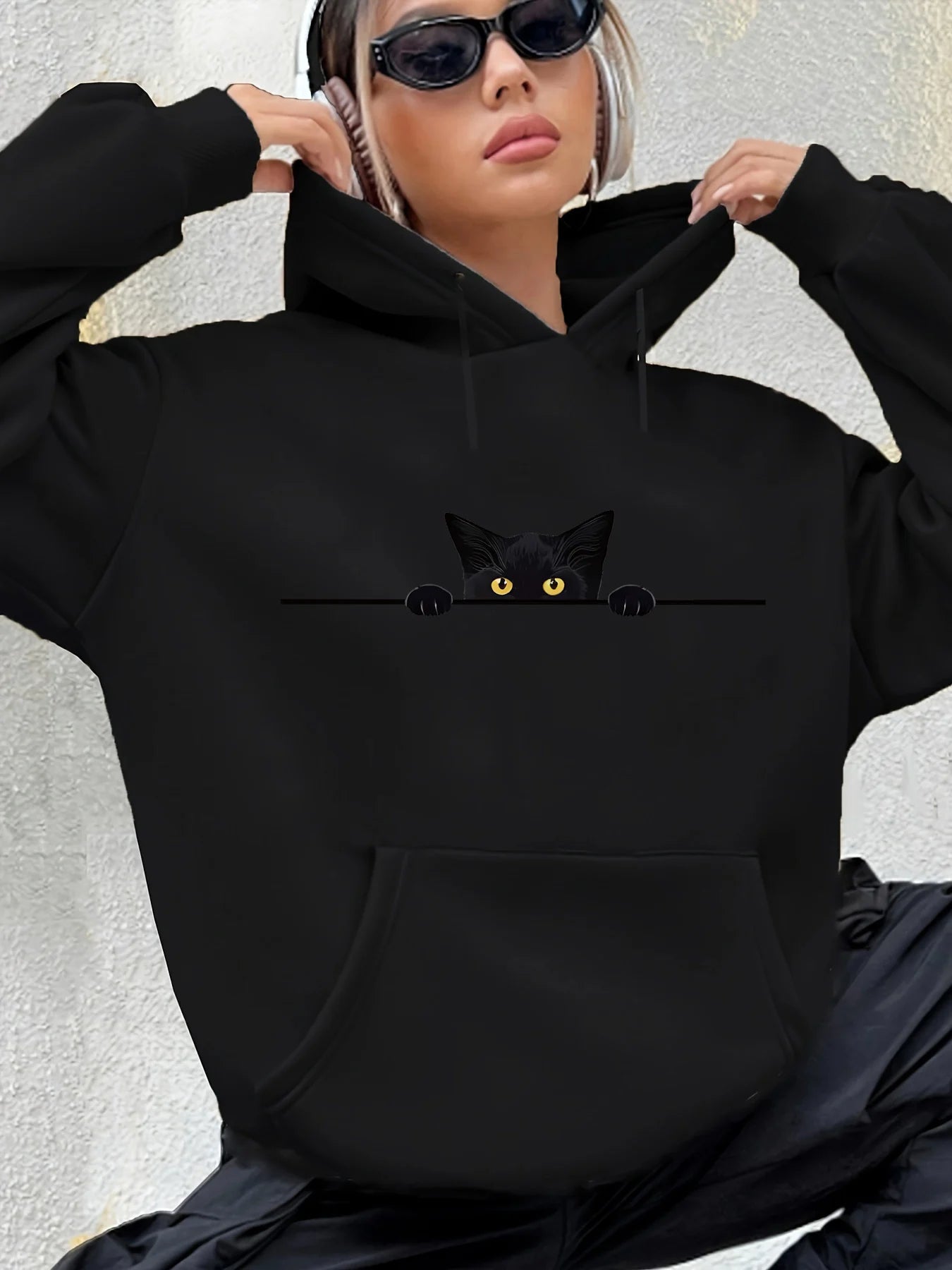 Women's autumn and winter warm loose casual pattern printed suede long sleeved hooded sweatshirt
