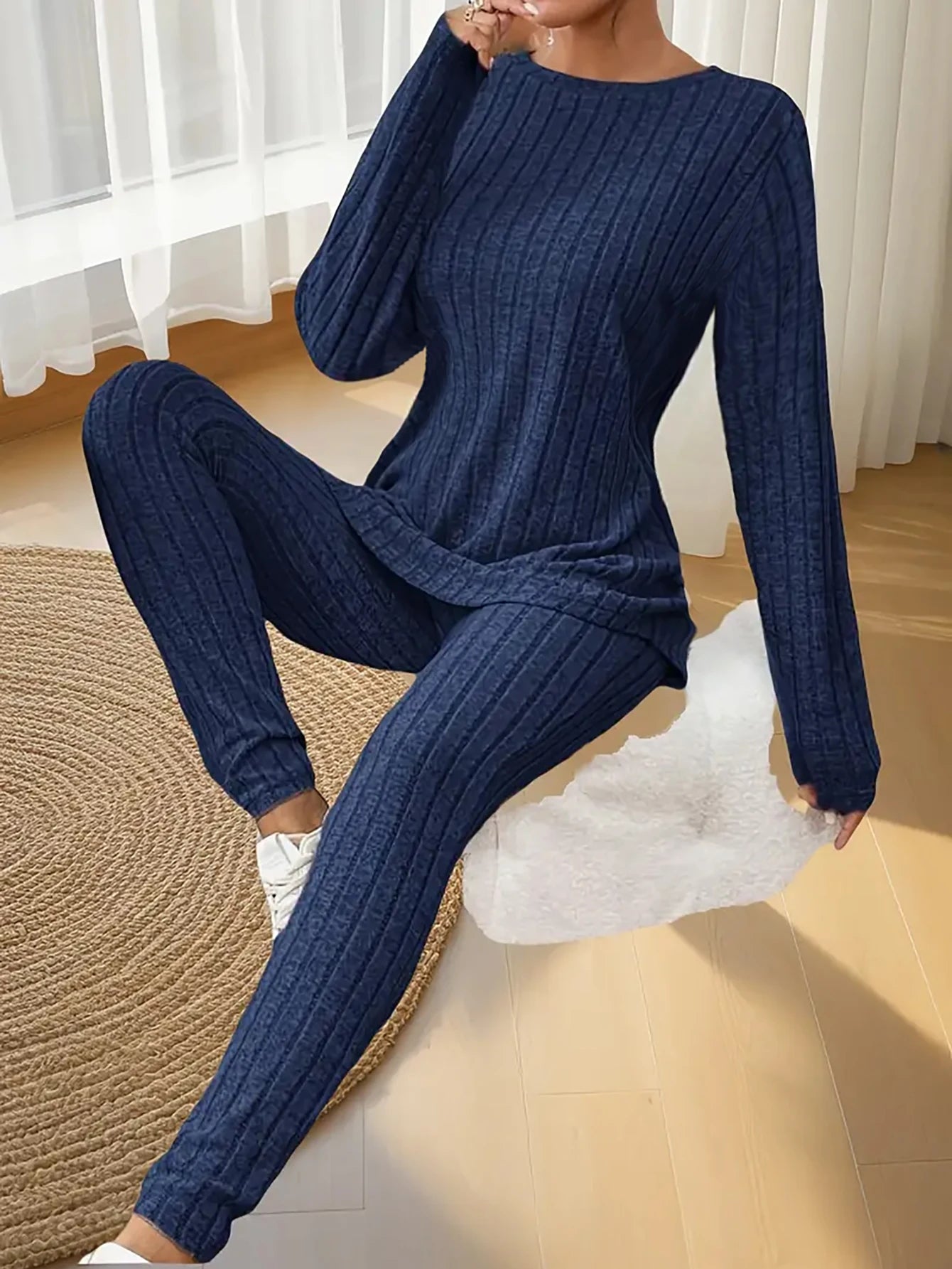 Women's Autumn and Winter Pajamas, Simple Solid Color, Casual and Comfortable, Slim Fit, Fashionable Long-Sleeved Long Pants, Can Be Worn Outside, Pajama Set for Women