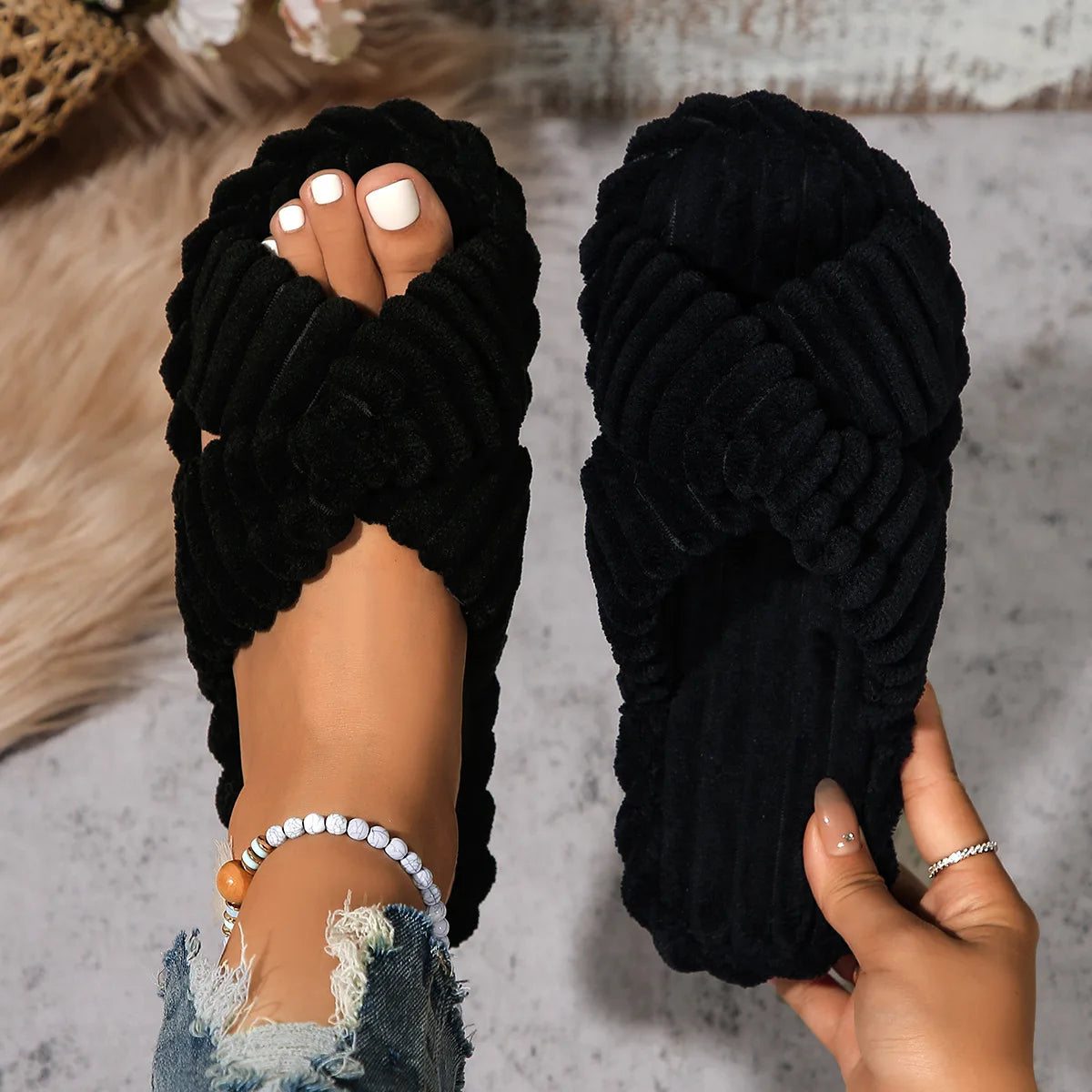 Women's Home Slippers Fashion Corduroy Cross Women's Sandals Winter Warm Plush Slides Indoor Flat Soft Sole Light Female Shoes