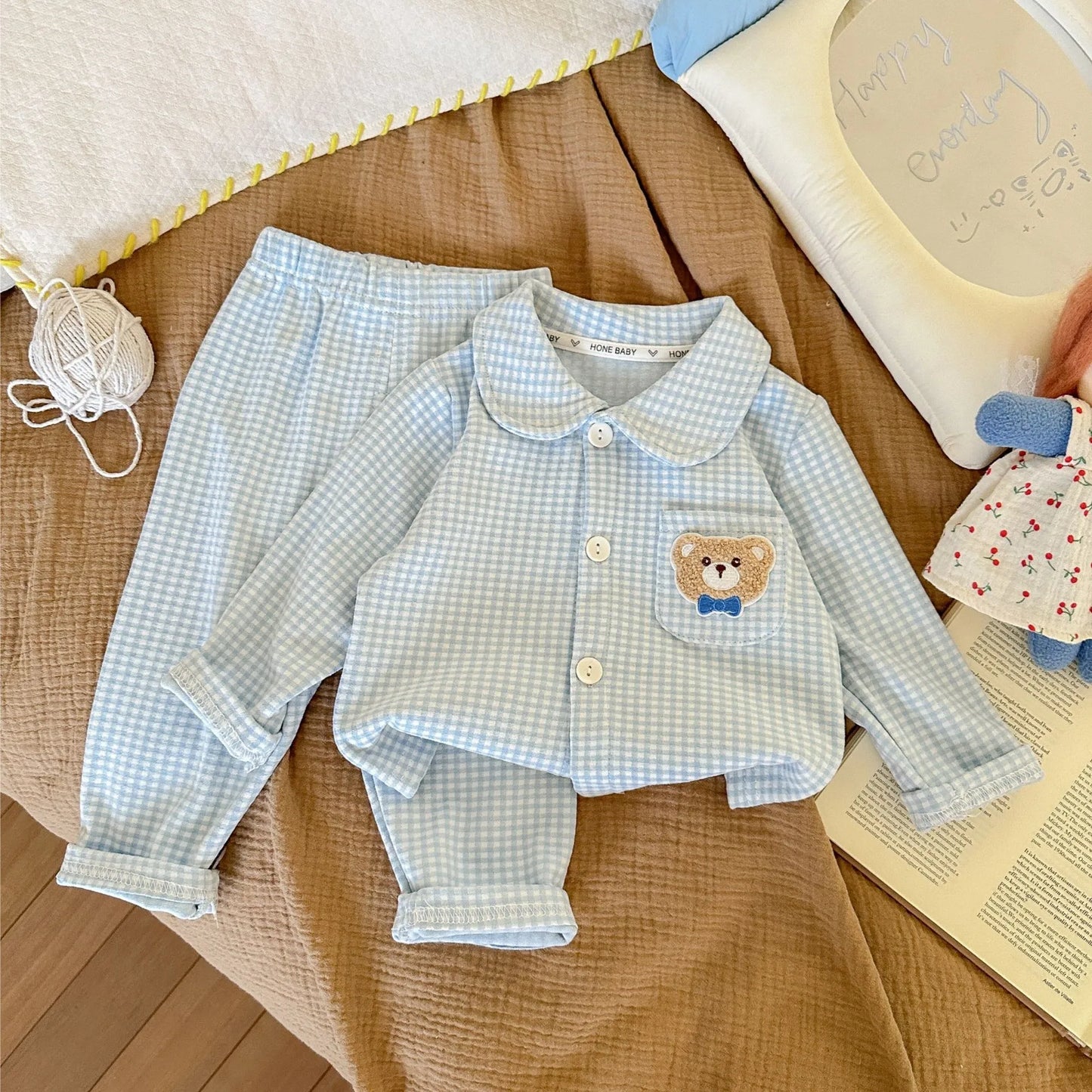 Children's Pajamas Autumn Boys' and Girls' Woolen Pajama Set, Children's Baby Home Clothes Two Piece Set