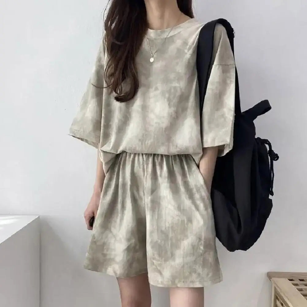 Women T-shirt Shorts Set Tie-dye Loose Short Sleeves Loose Top Elastic Waist Mini Shorts Casual Sport Daily Wear Top Pants Set
