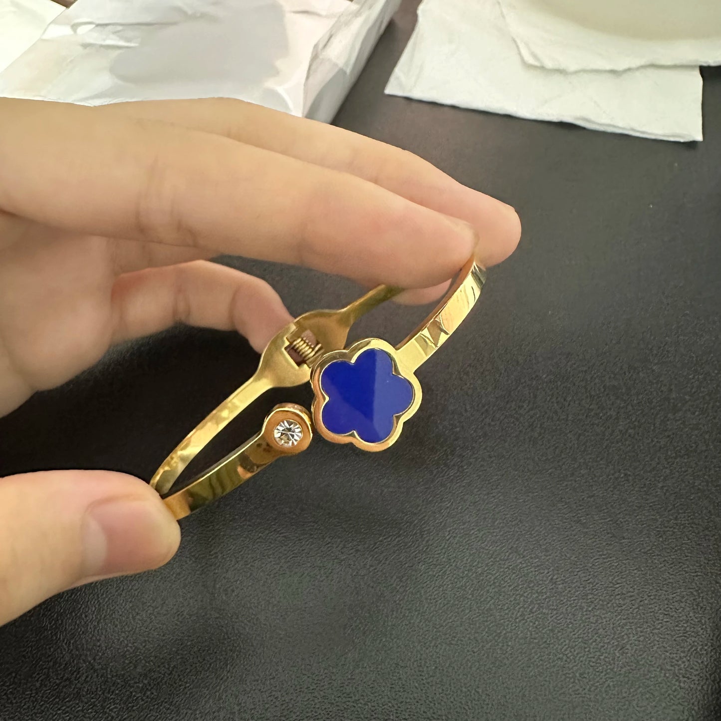 New Stainless Steel Five Leaf Flower Cuff Bracelet for Woman Fashion Gold Plated No Fade Bangle Party Jewelry Accessories Clover