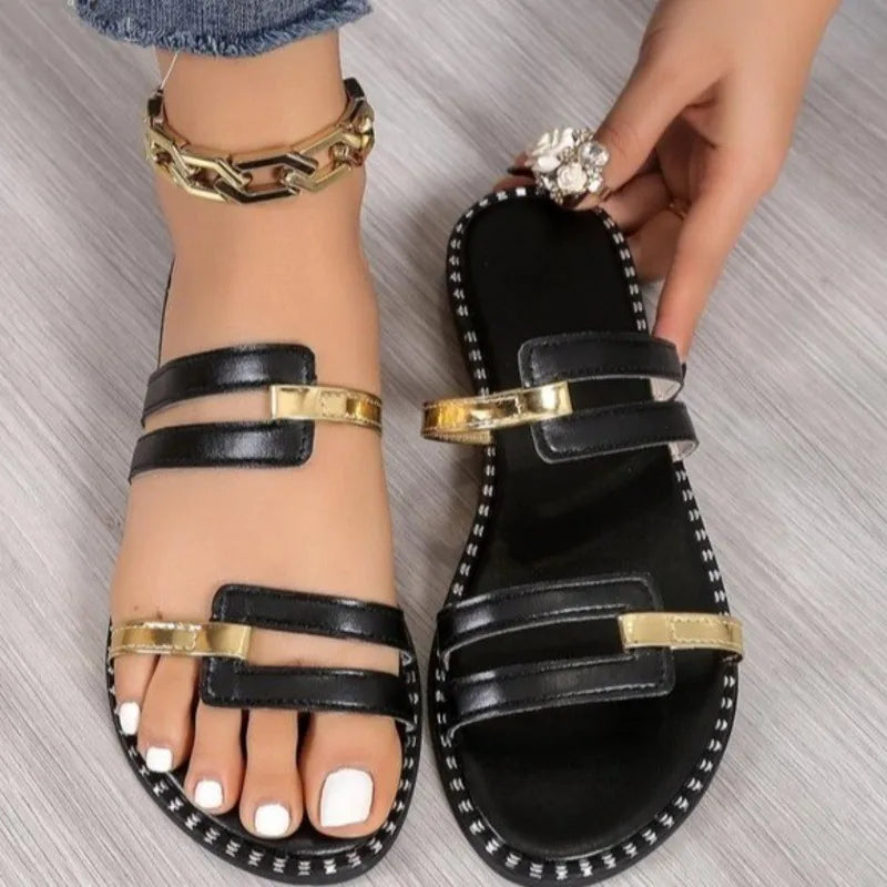 Women Slippers New Flat Heels Clip-toe Casual Rome Sandals Summer Fashion Outdoor Beach Slippers Slides Women Zapatos De Mujer