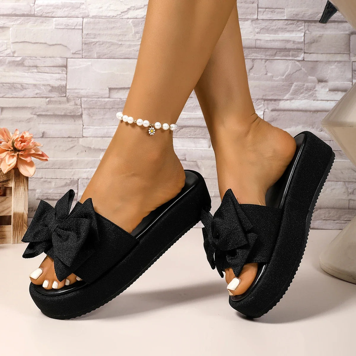 Summer New Round Head Thick Bottom Comfortable Casual Slippers Fashionable Elegant Lightweight Outerwear Slippers for Women